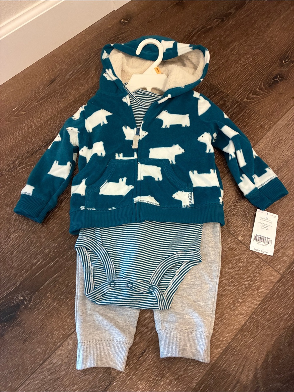 Carter Baby Boy 3 Piece Outfit. Blue Polar  Bears. 12 month. New!